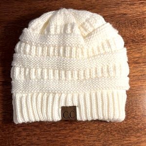NWOT CC White Knit Hat Fleece Lined